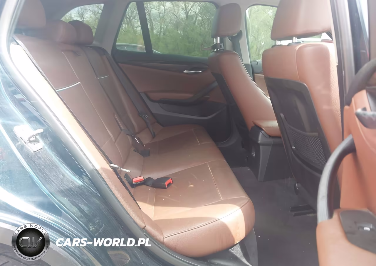 2013 BMW X1 xDrive35I VIN:WBAVM5C54DVL63647 - 8