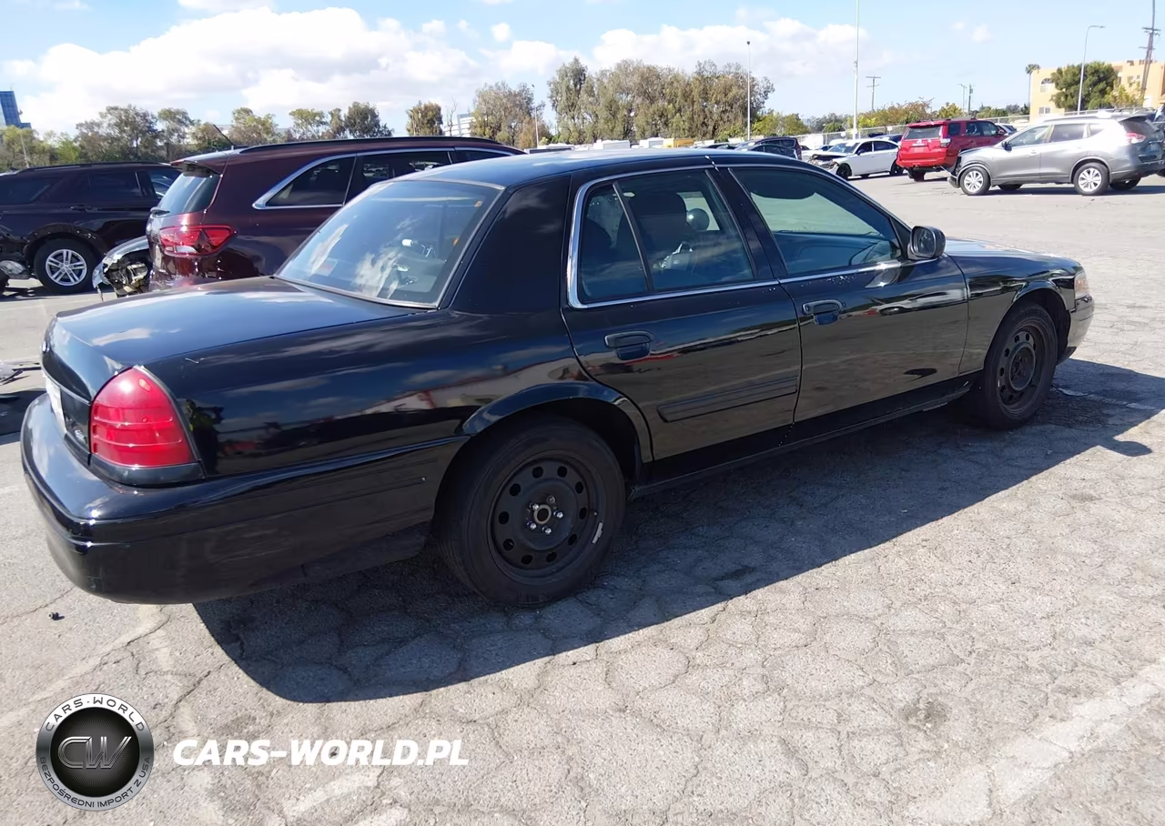 2011 Ford Crown Victoria Police Interceptor VIN:2FABP7BV5BX169592 - 4