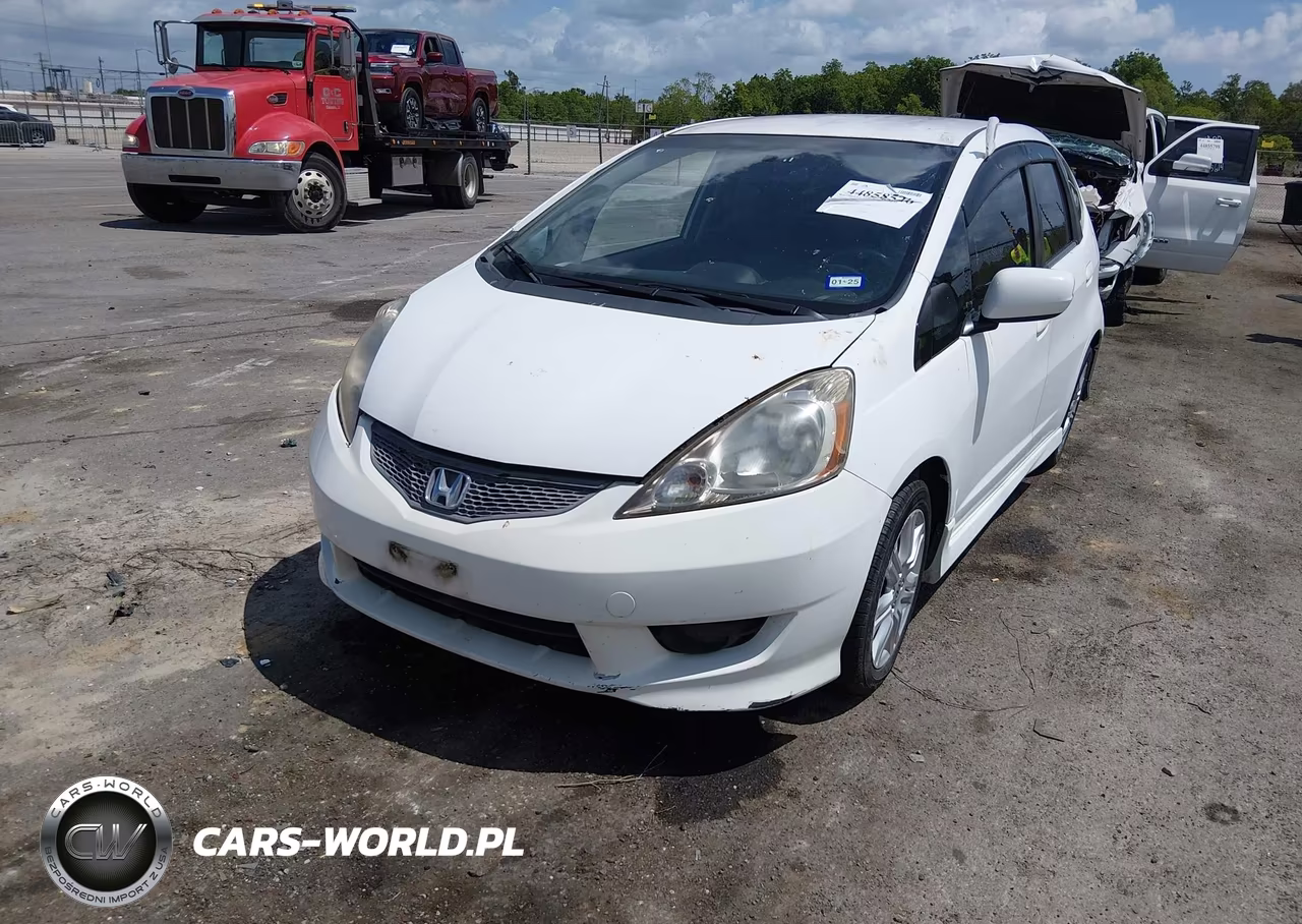 2010 Honda Fit Sport VIN:JHMGE8H46AC002677 - 2