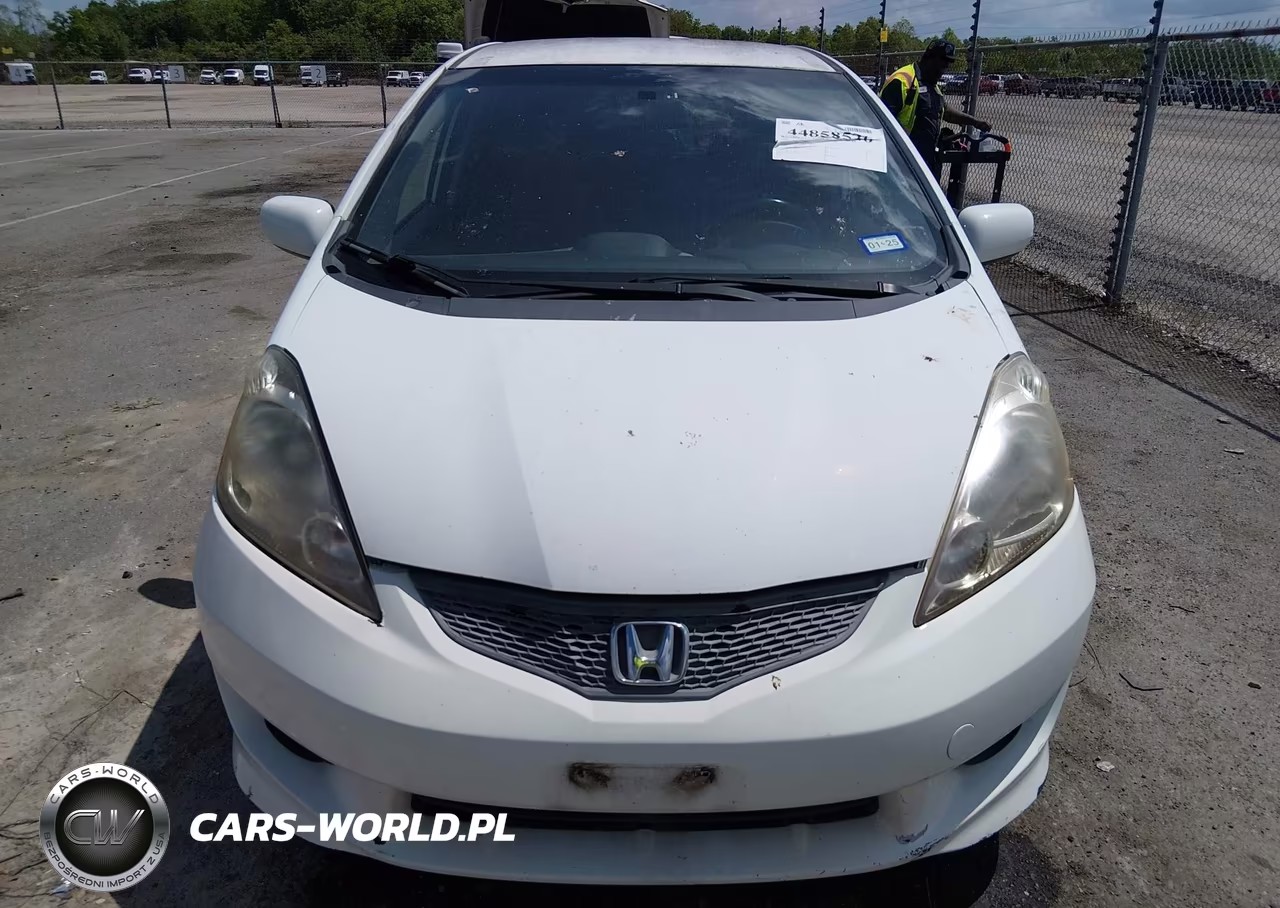 2010 Honda Fit Sport VIN:JHMGE8H46AC002677 - 6