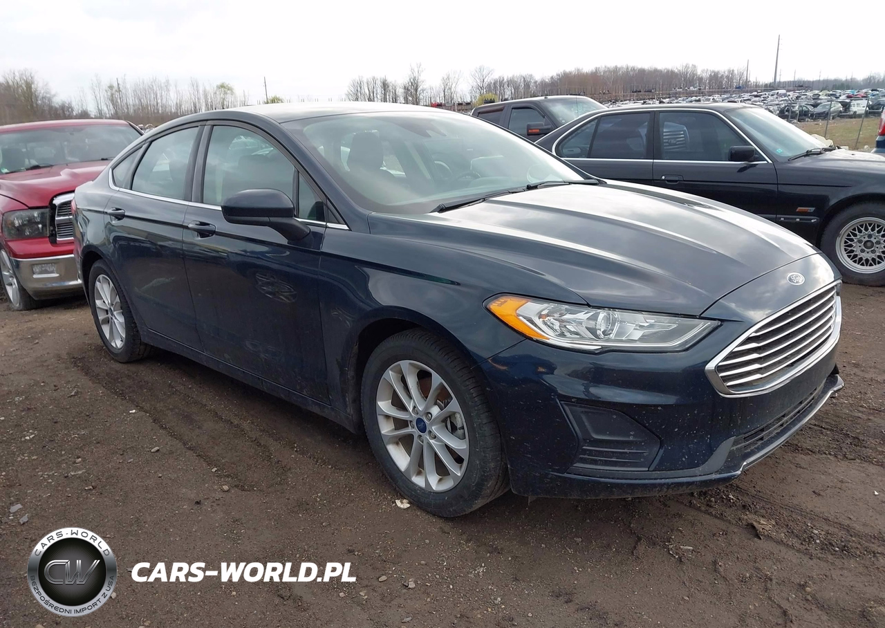 2020 Ford Fusion Se