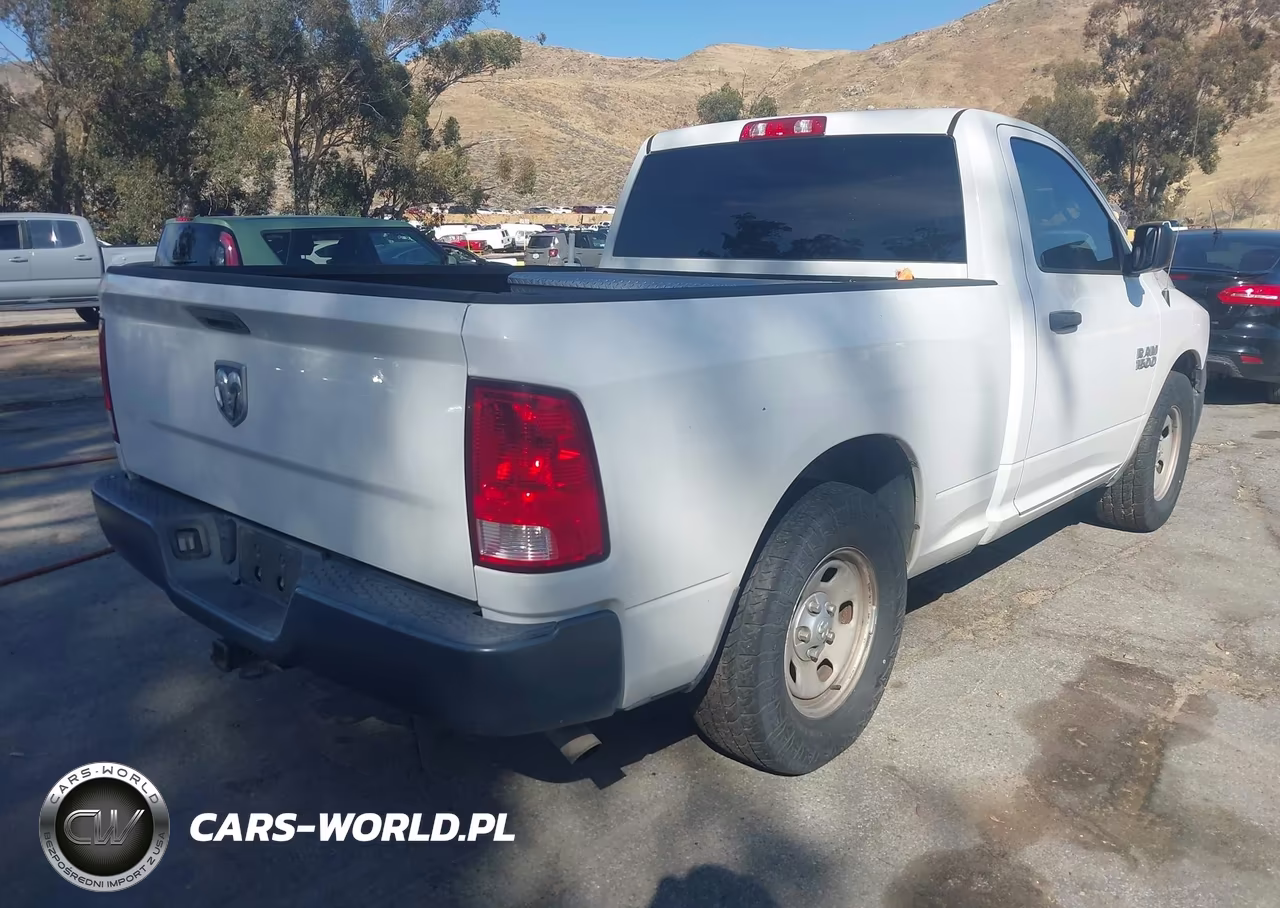 2014 Ram 1500 Tradesman VIN:3C6JR6AG6EG184167 - 4