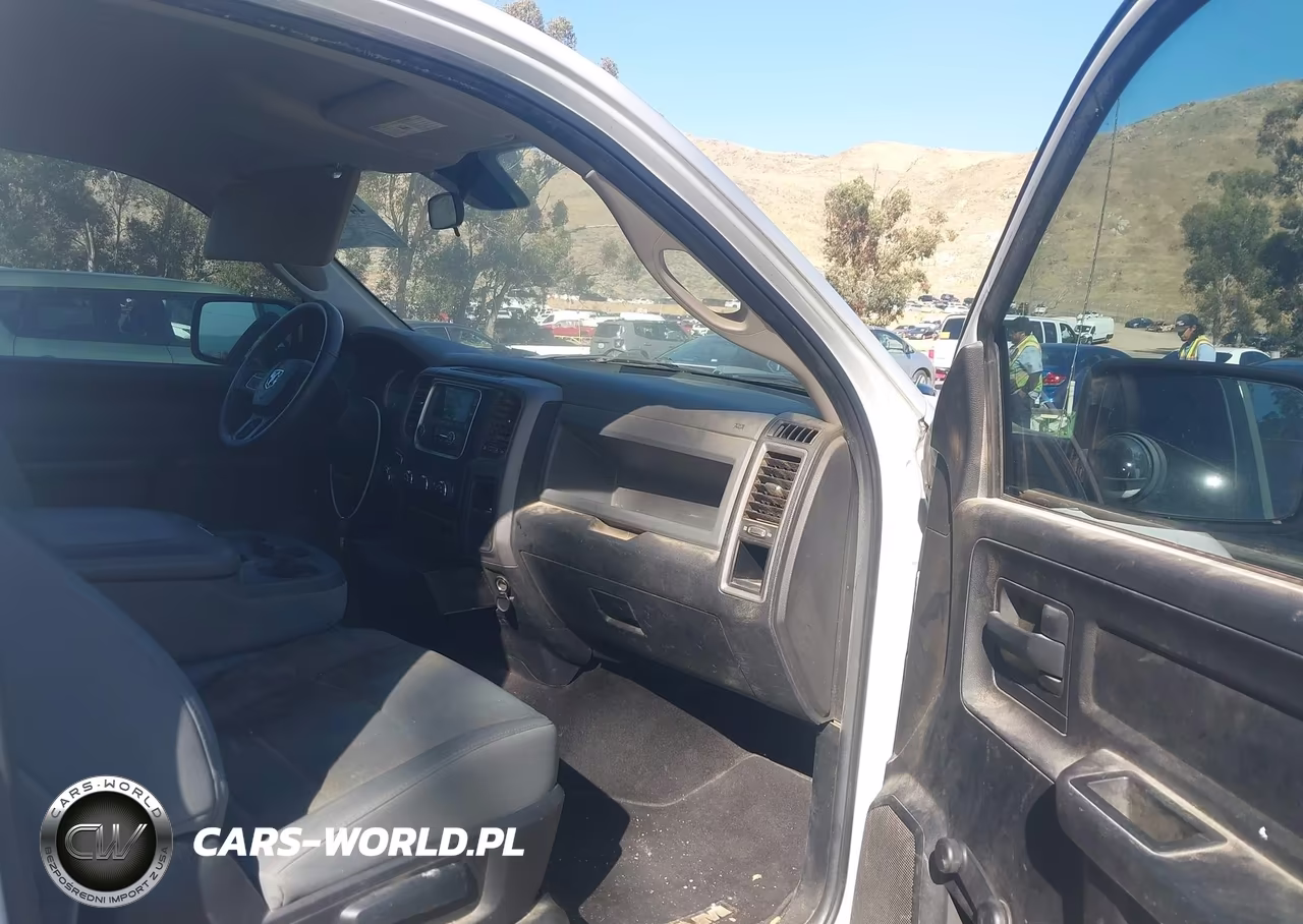 2014 Ram 1500 Tradesman VIN:3C6JR6AG6EG184167 - 5