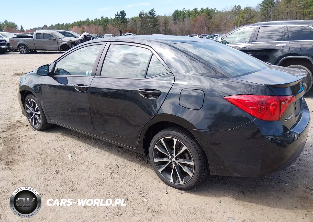 2019 Toyota Corolla Se VIN:2T1BURHE1KC164688 - 3
