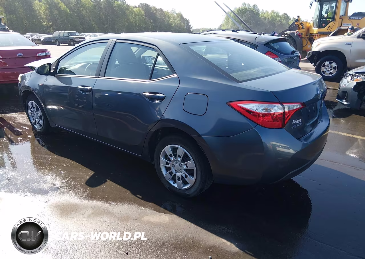 2016 Toyota Corolla Le VIN:5YFBURHE6GP378437 - 3