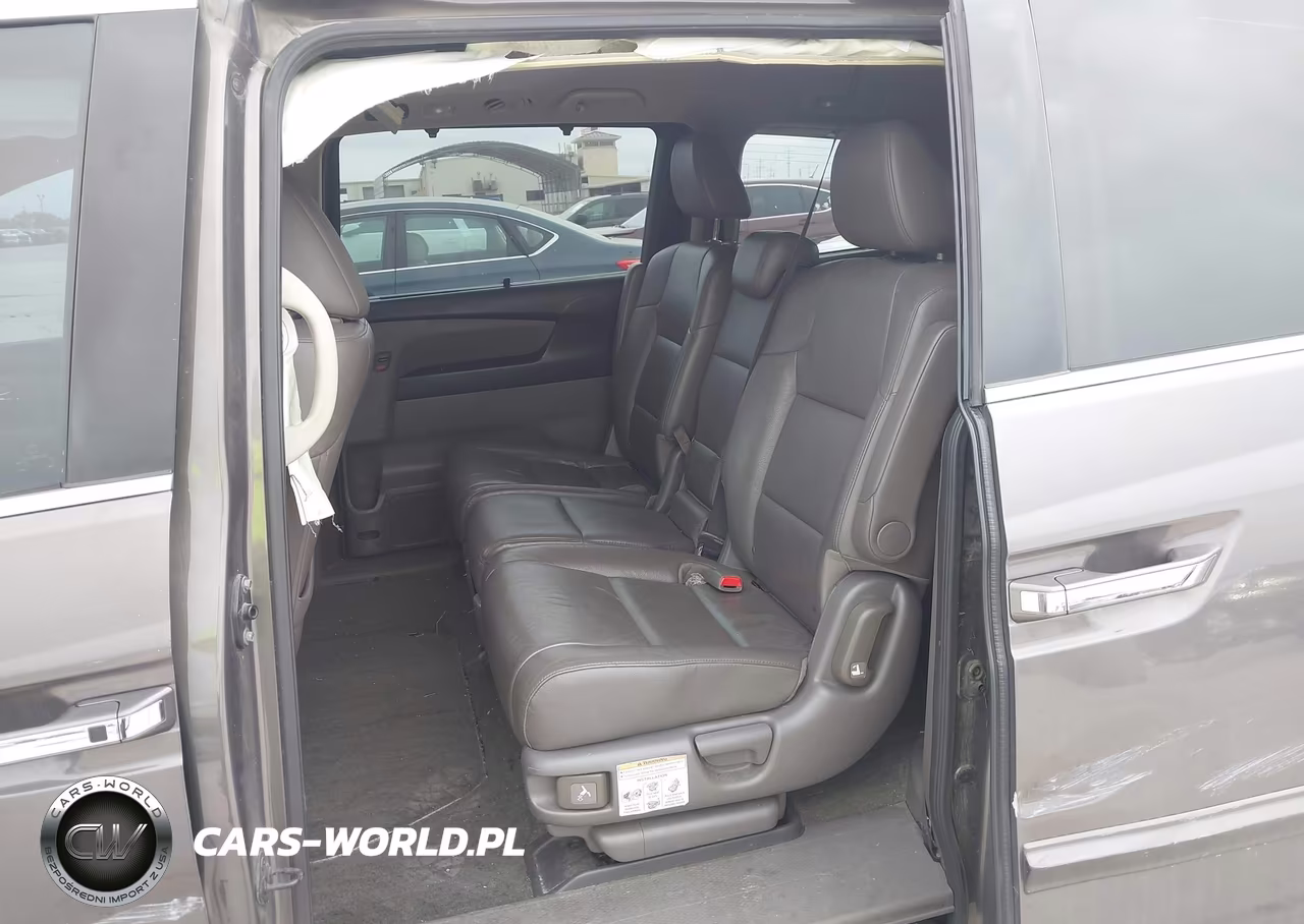 2016 Honda Odyssey Touring-Touring Elite VIN:5FNRL5H90GB131424 - 8