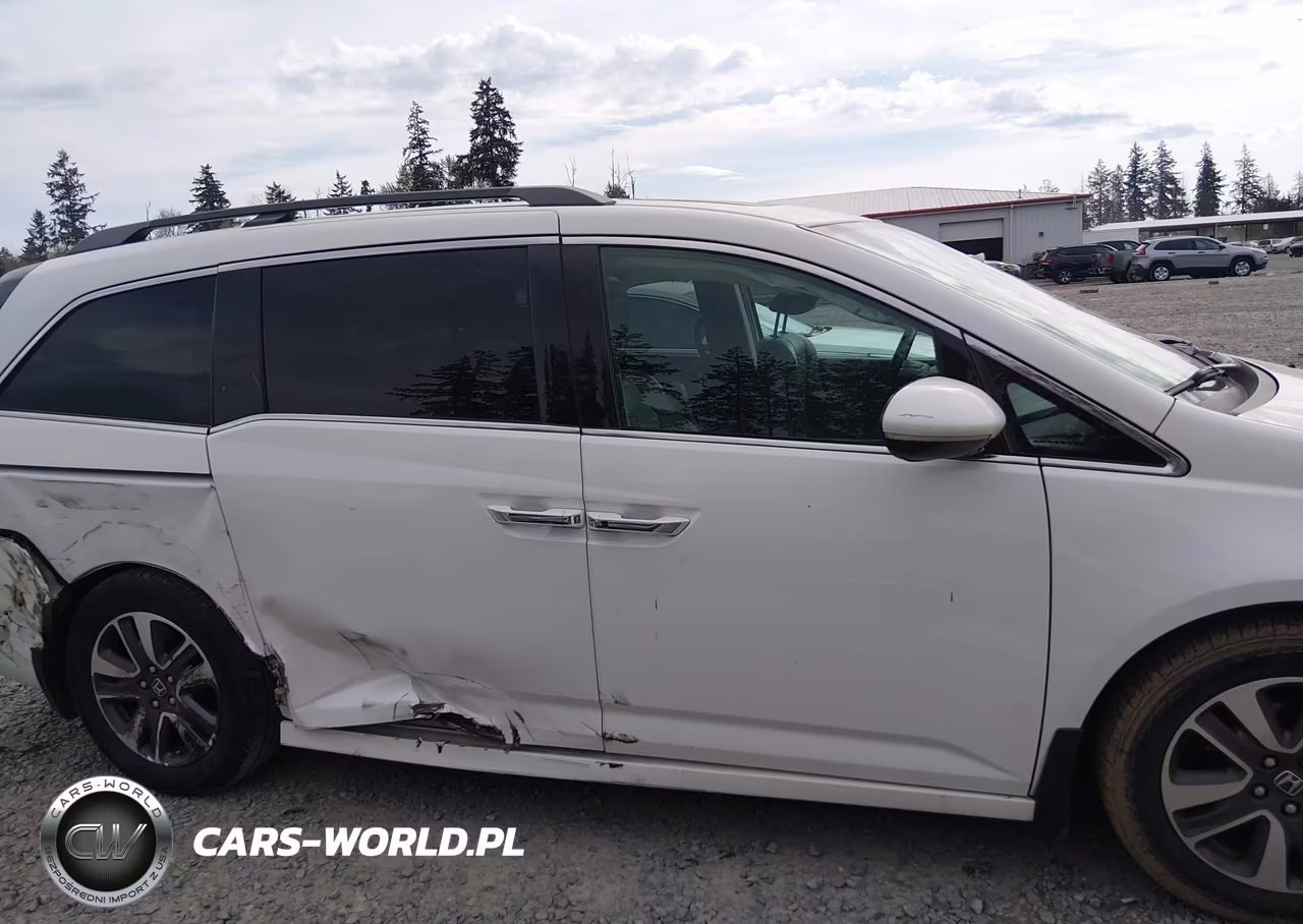 2014 Honda Odyssey Touring-Touring Elite VIN:5FNRL5H99EB102372 - 13