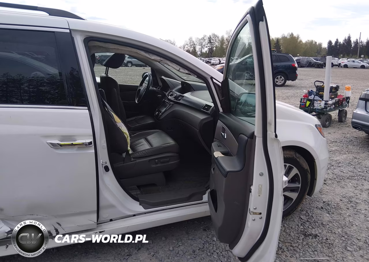 2014 Honda Odyssey Touring-Touring Elite VIN:5FNRL5H99EB102372 - 5