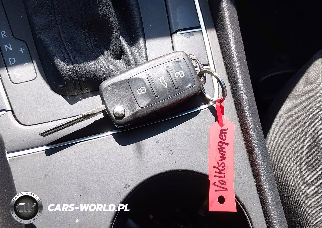 2012 Volkswagen Passat 2.5L S VIN:1VWAP7A31CC058989 - 11