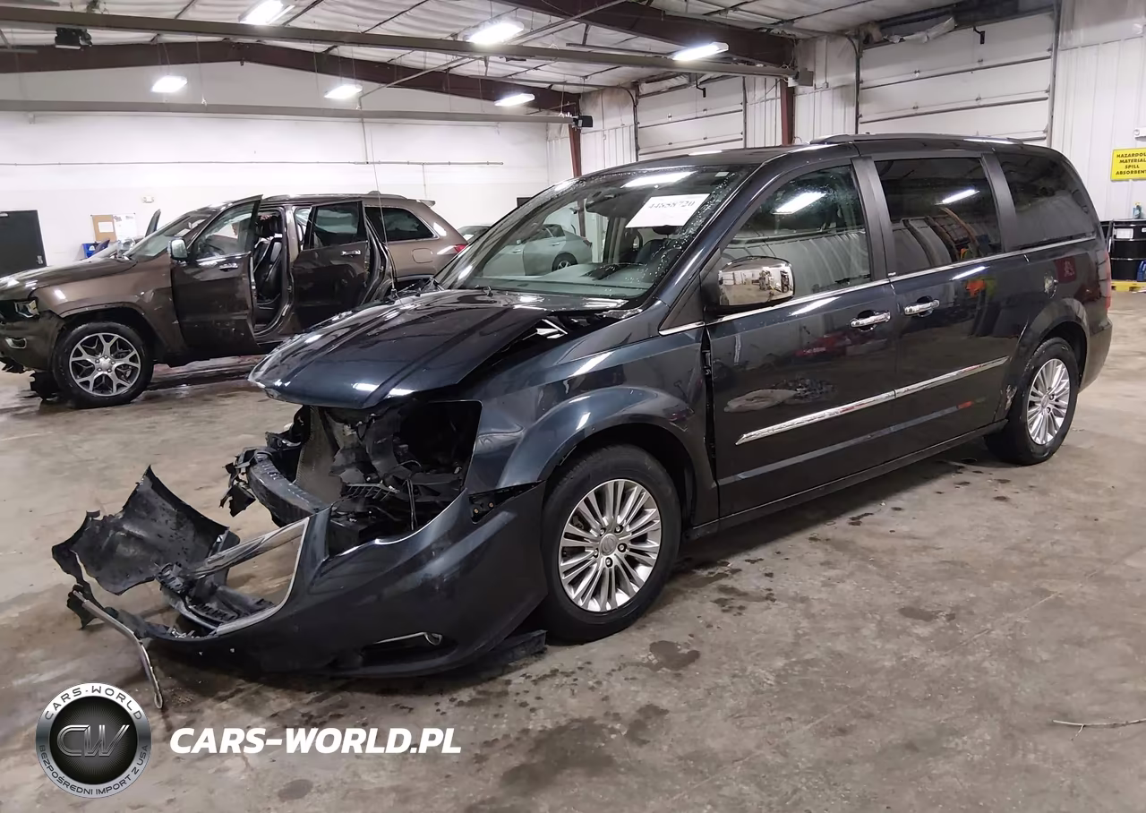 2013 Chrysler Town & Country Touring-L VIN:2C4RC1CG9DR614702 - 2