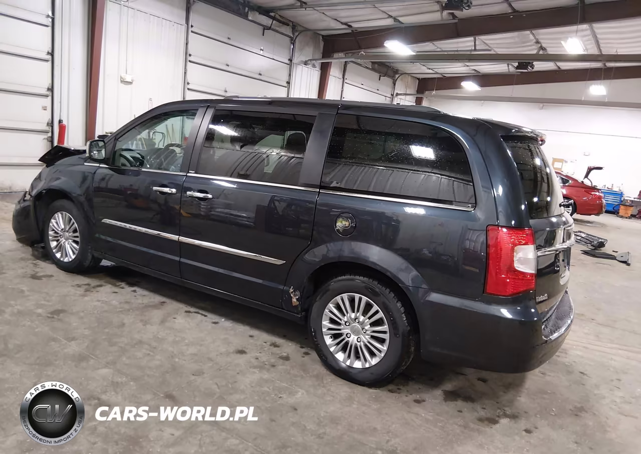 2013 Chrysler Town & Country Touring-L VIN:2C4RC1CG9DR614702 - 3