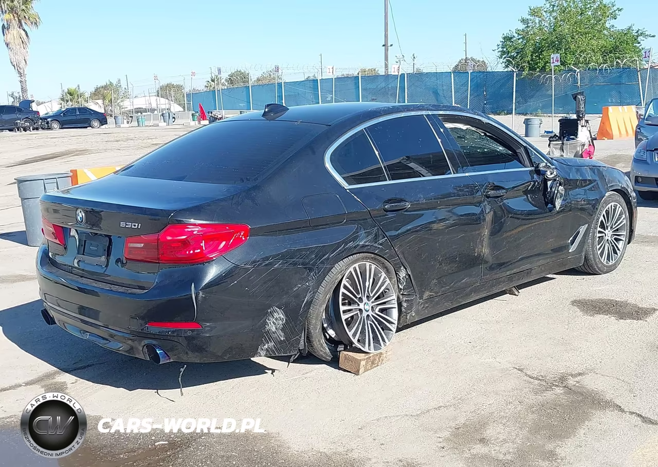 2019 BMW 530I VIN:WBAJA5C52KG900783 - 4