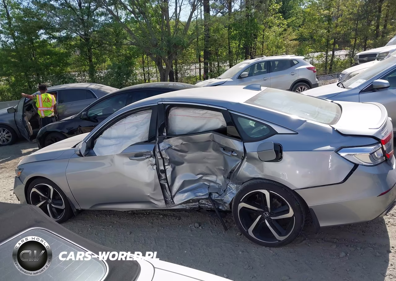 2018 Honda Accord Sport VIN:1HGCV1F30JA134445 - 14