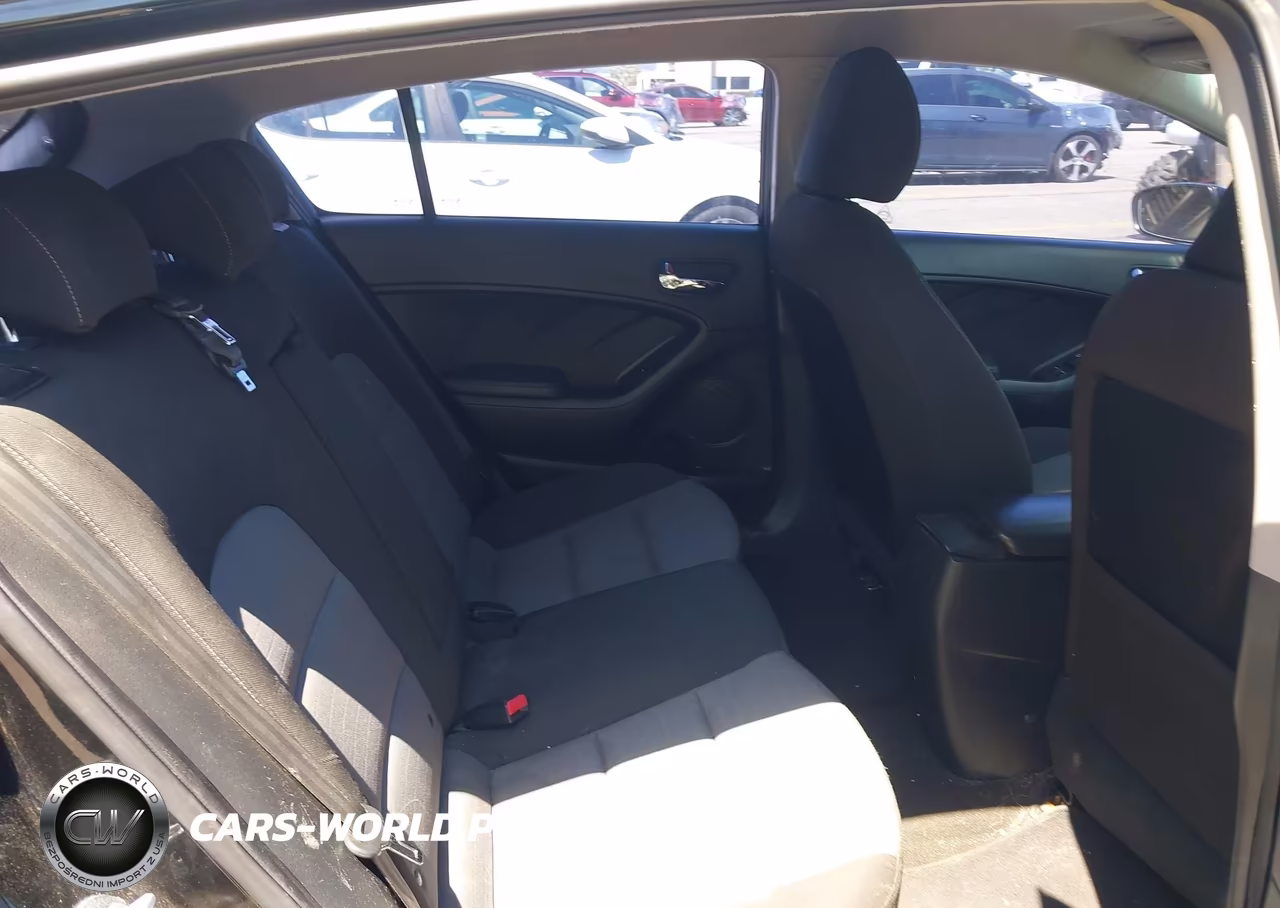 2016 Kia Forte Lx VIN:KNAFK5A85G5605986 - 8