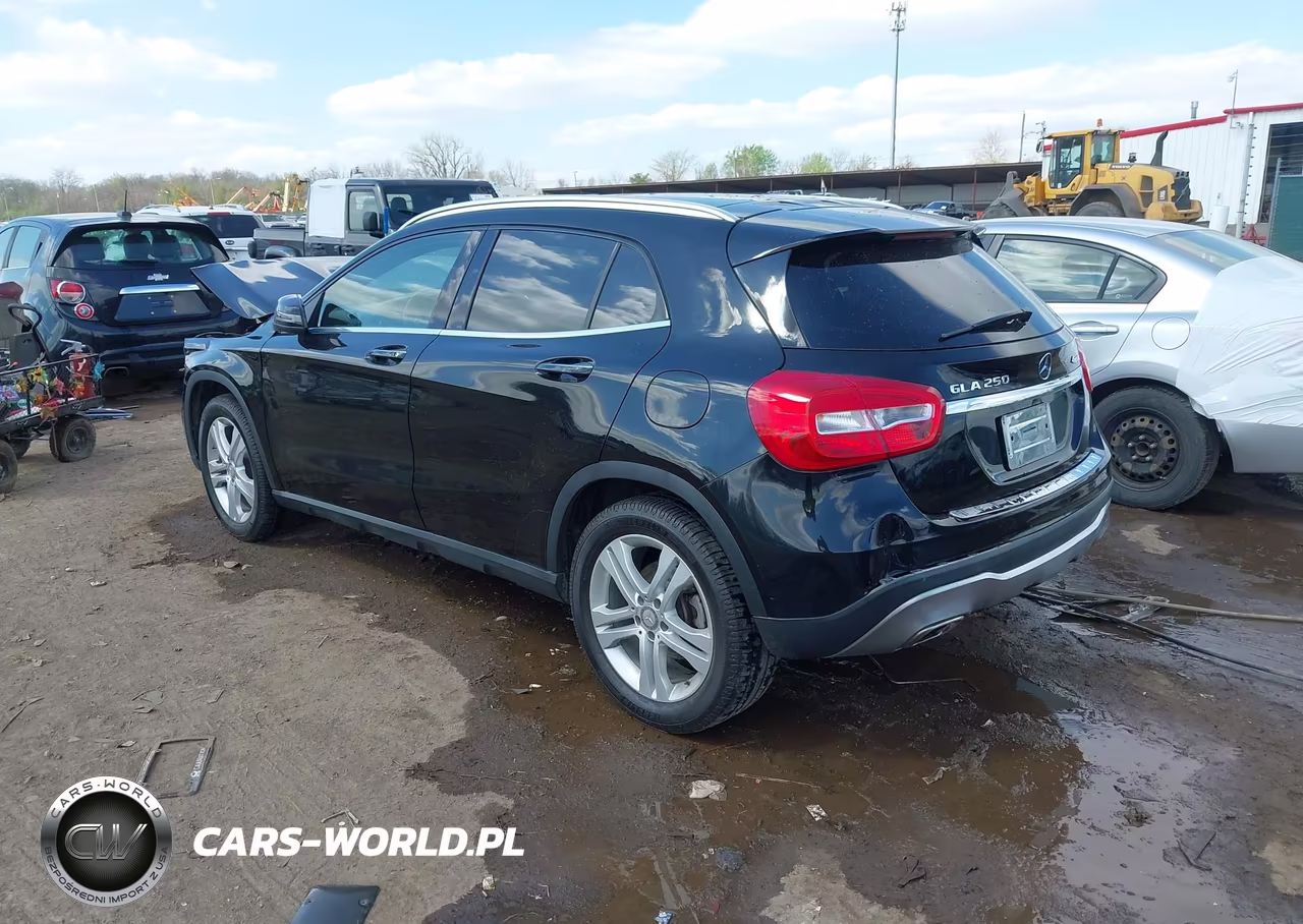 2018 Mercedes-Benz Gla 250 4Matic VIN:WDCTG4GB7JJ454033 - 3