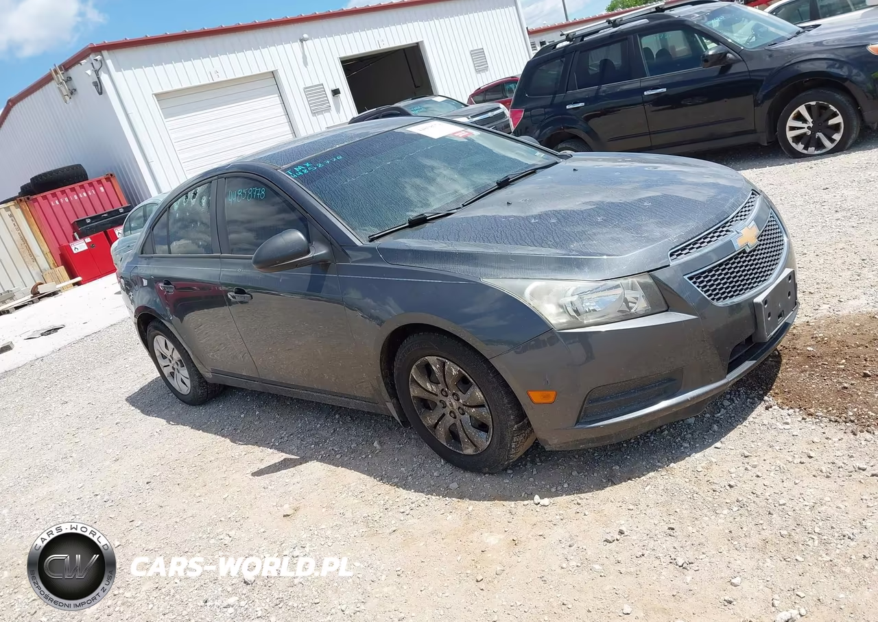 2013 Chevrolet Cruze Ls Auto