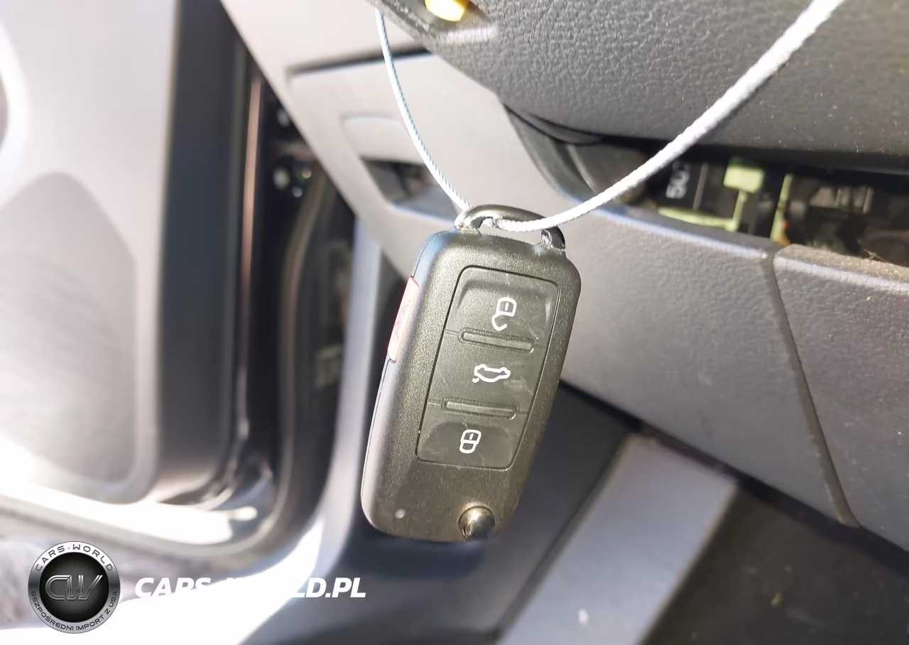 2017 Volkswagen Tiguan VIN:WVGBV7AX2HK054412 - 11