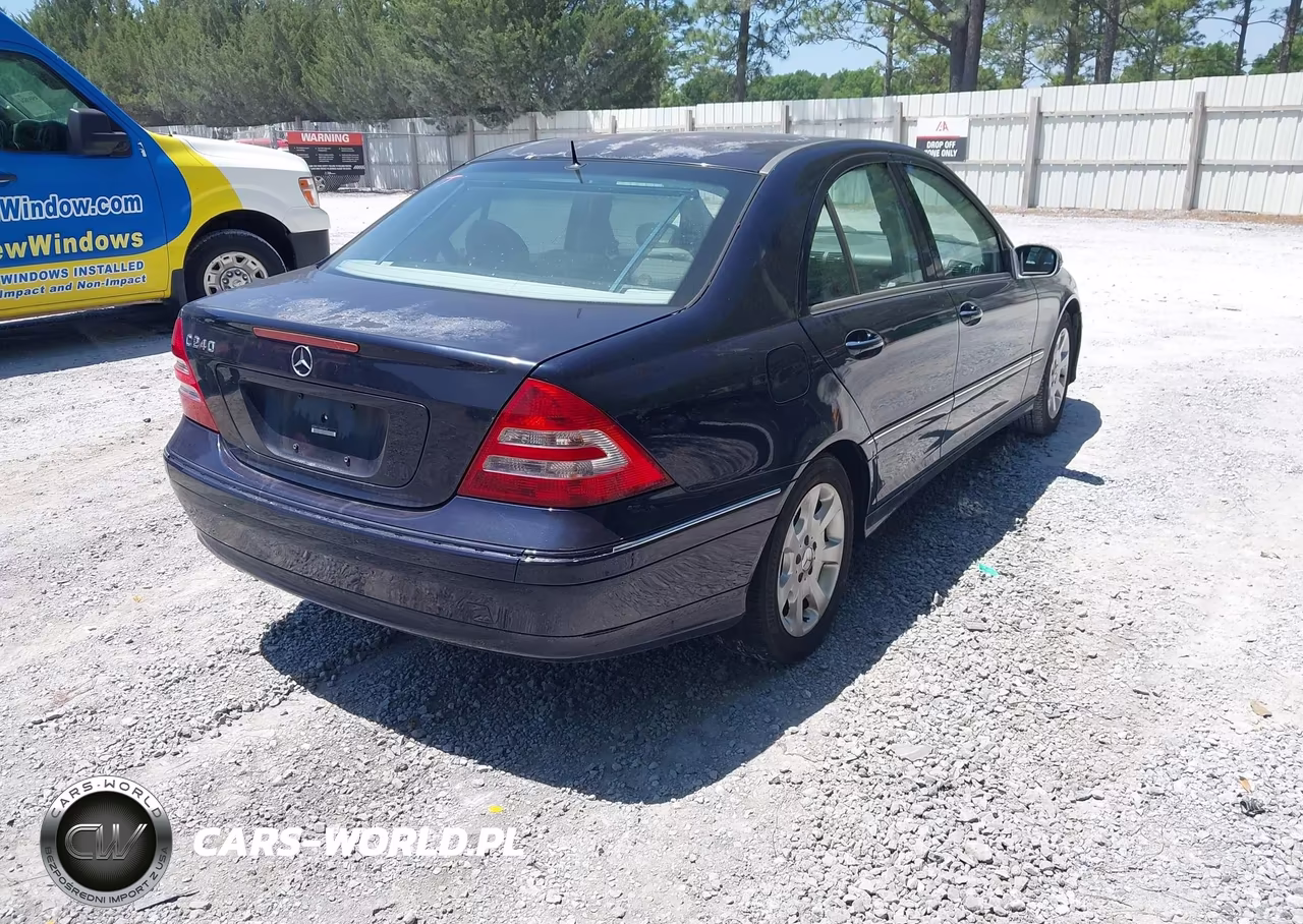 2005 Mercedes-Benz C 240 Luxury VIN:WDBRF61J15A699168 - 4