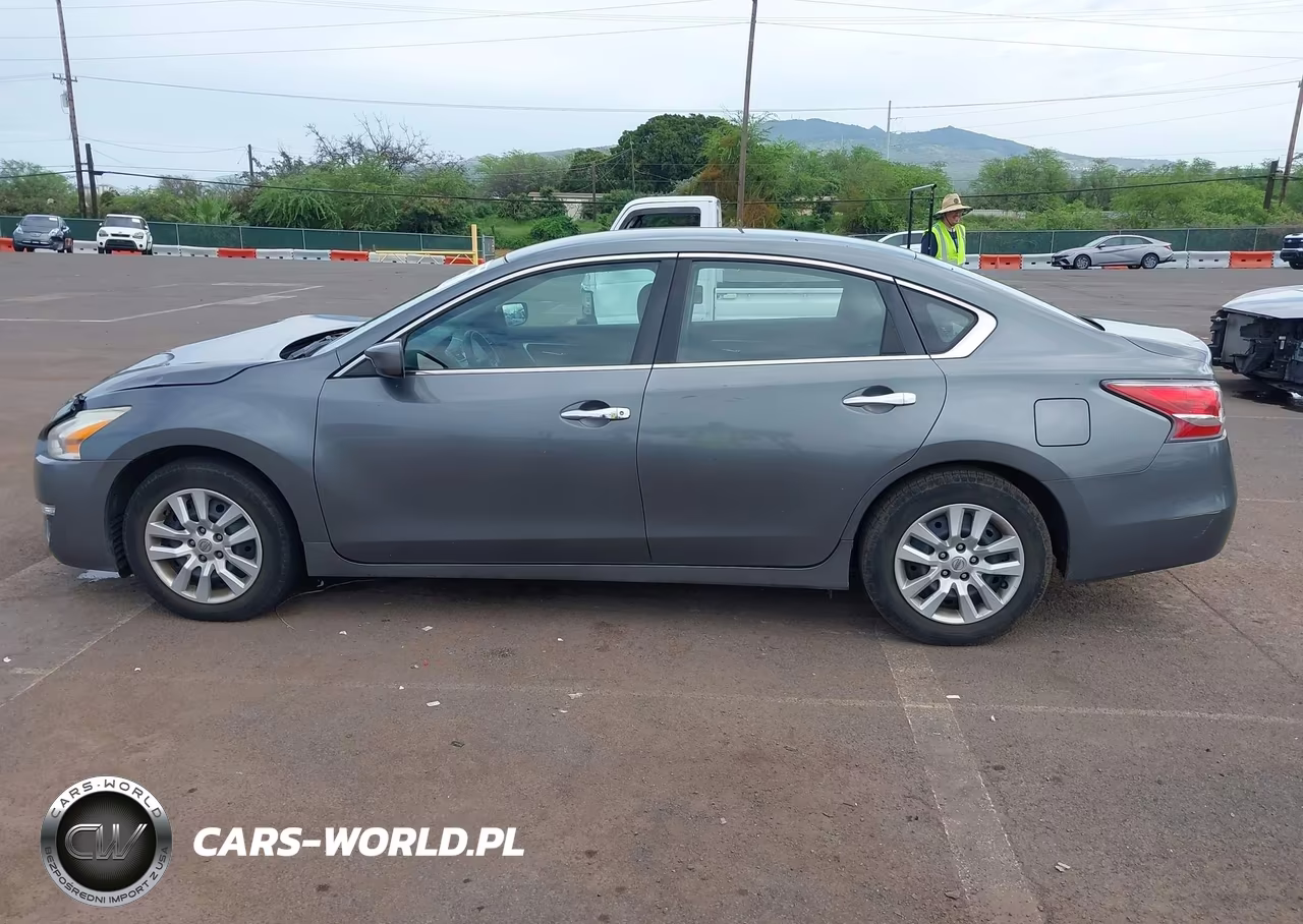 2014 Nissan Altima 2.5 S VIN:1N4AL3AP4EN226177 - 14