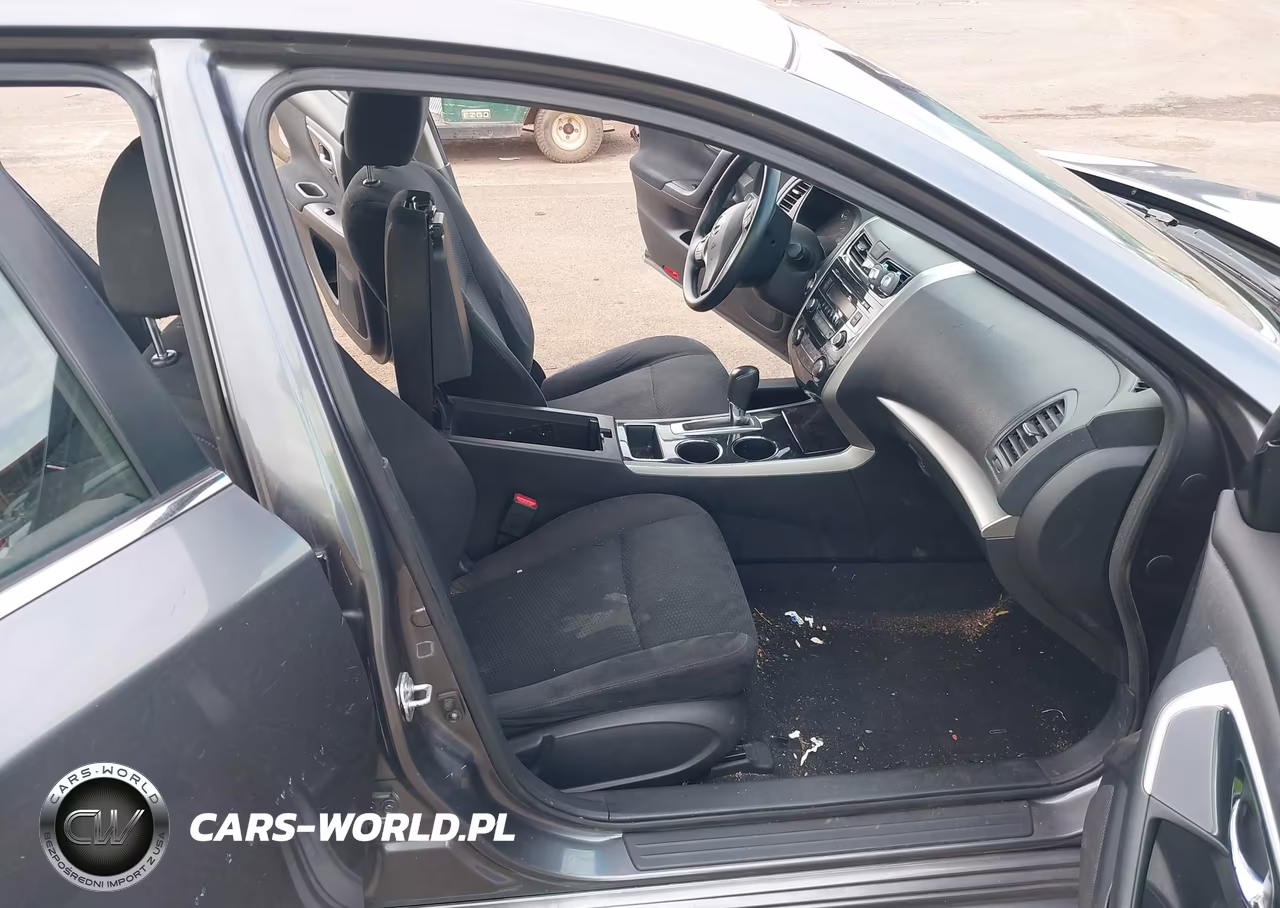 2014 Nissan Altima 2.5 S VIN:1N4AL3AP4EN226177 - 5