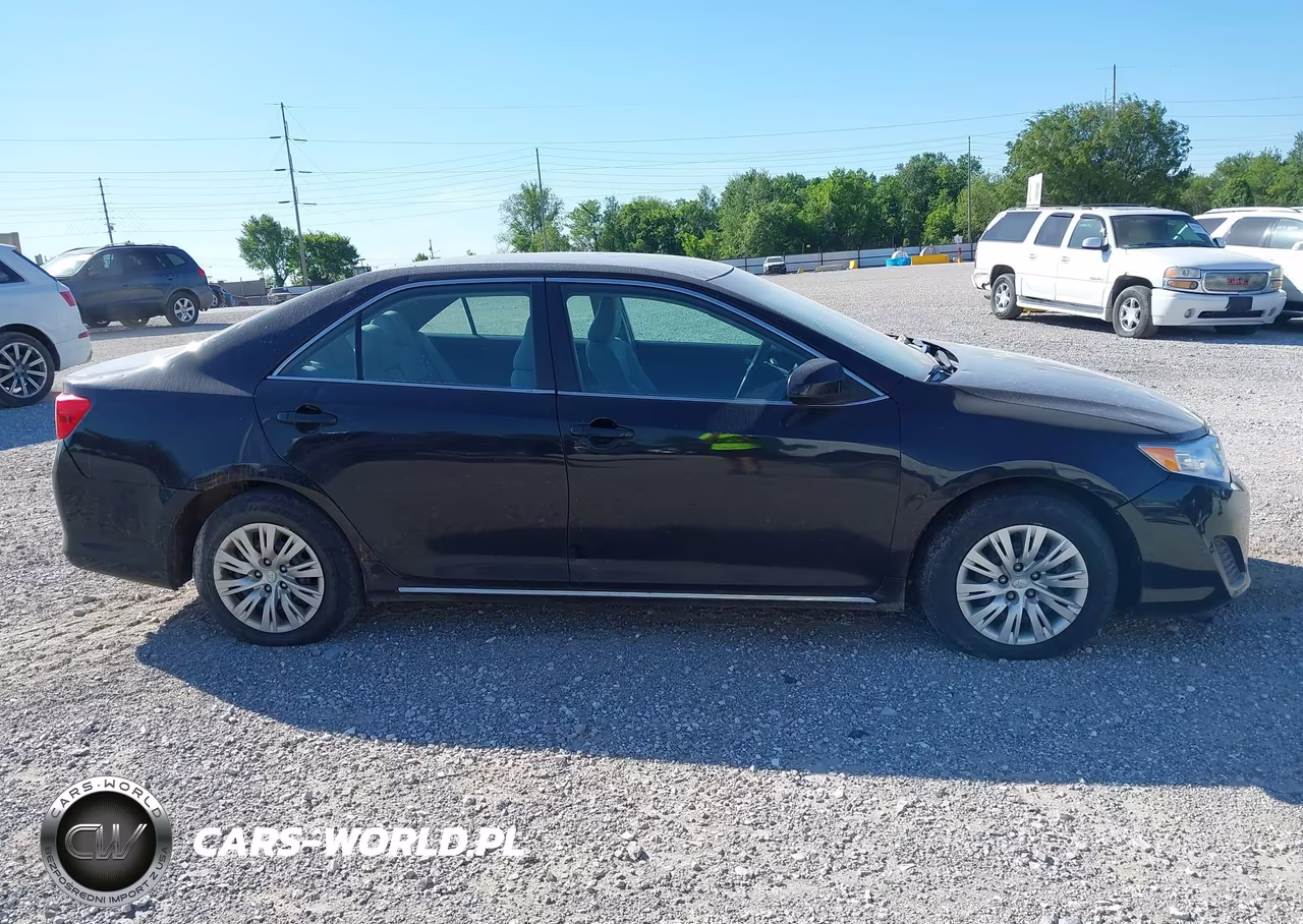 2013 Toyota Camry Le VIN:4T1BF1FK6DU228973 - 13
