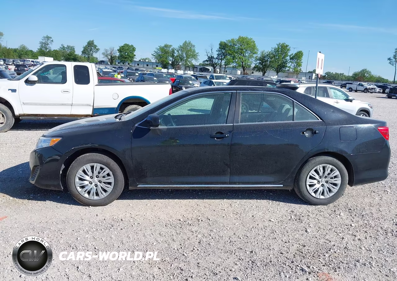 2013 Toyota Camry Le VIN:4T1BF1FK6DU228973 - 14