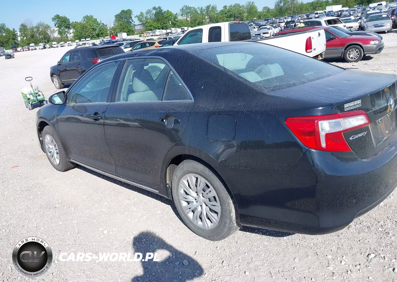 2013 Toyota Camry Le VIN:4T1BF1FK6DU228973 - 3