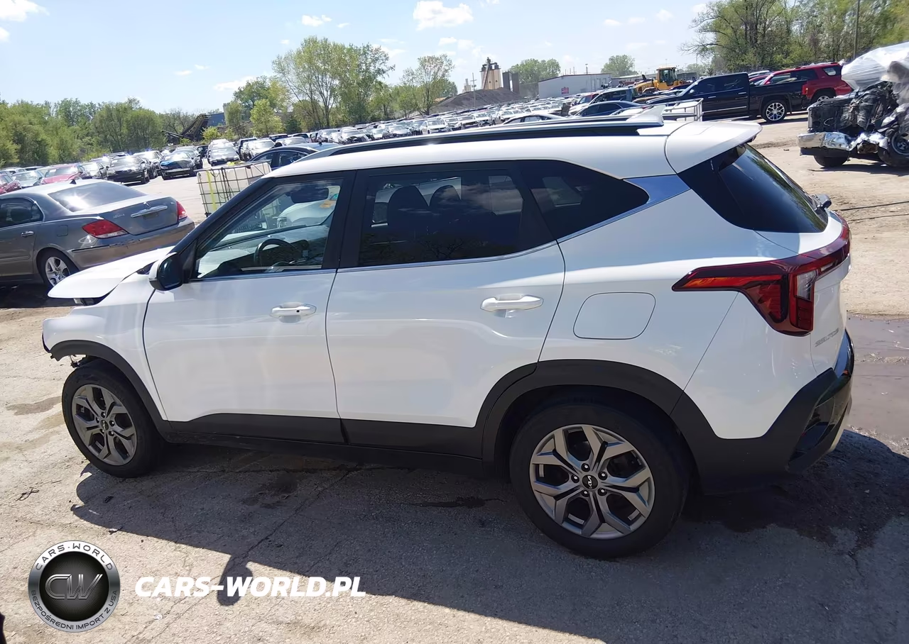 2024 Kia Seltos S VIN:KNDEU2AA9R7493551 - 15