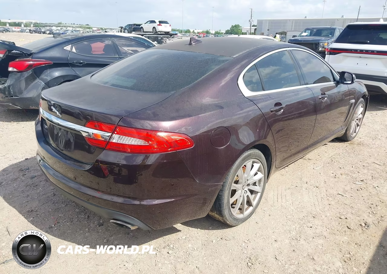 2013 Jaguar Xf I4 T VIN:SAJWA0ESXDPS83359 - 4