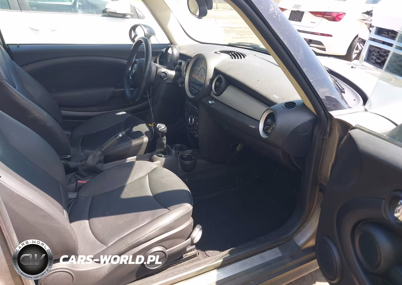 2013 Mini Clubman Cooper VIN:WMWZF3C58DT571283 - 5