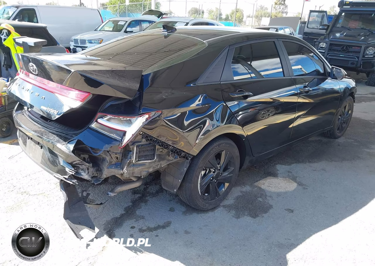 2023 Hyundai Elantra Hybrid Blue VIN:KMHLM4AJ8PU086723 - 4
