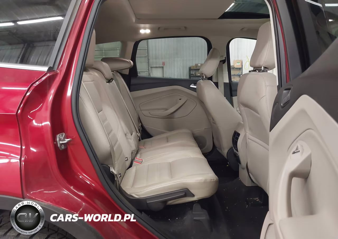2018 Ford Escape Titanium VIN:1FMCU9J99JUD29451 - 8