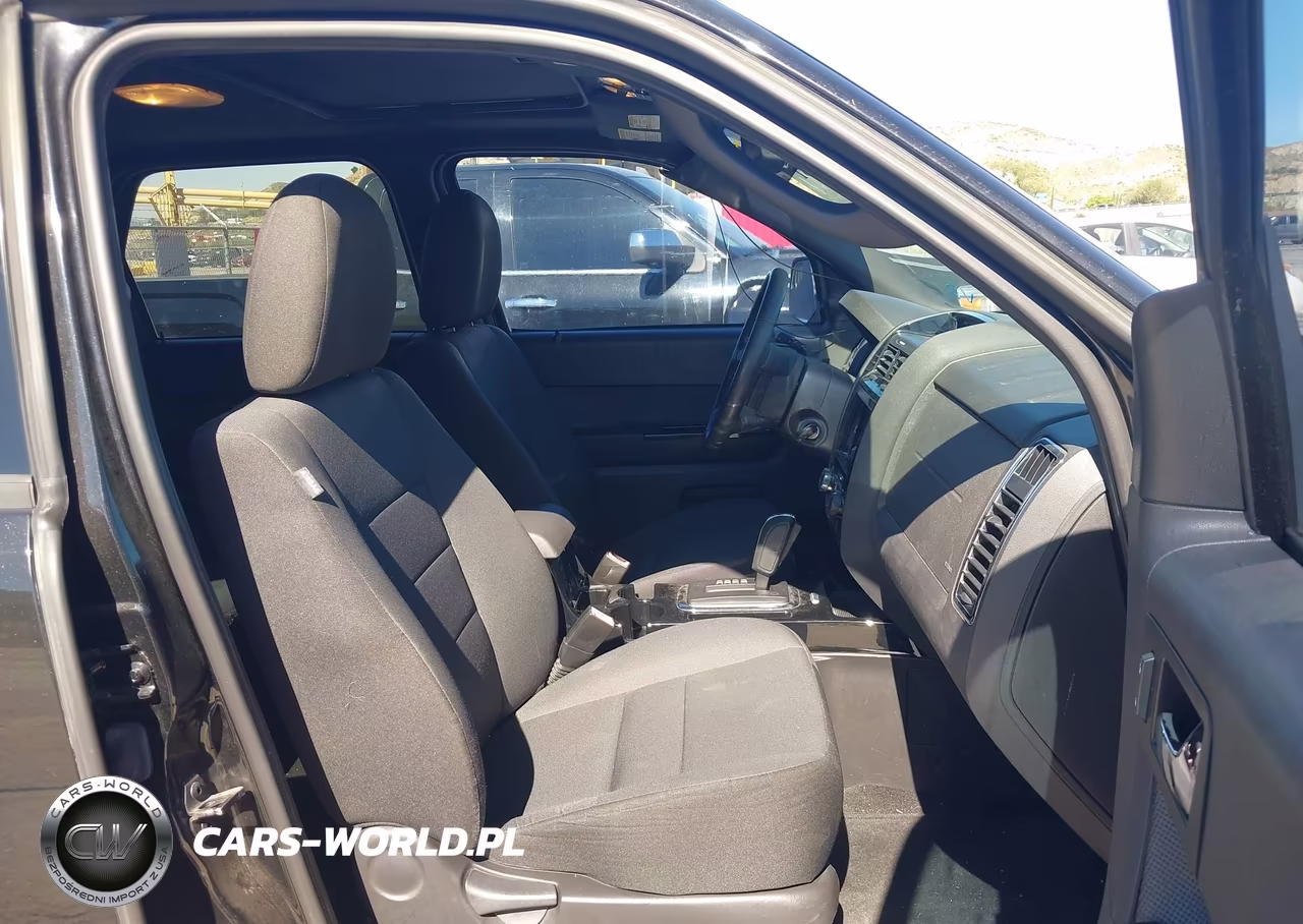2011 Ford Escape Xlt VIN:1FMCU0DG2BKC52134 - 5