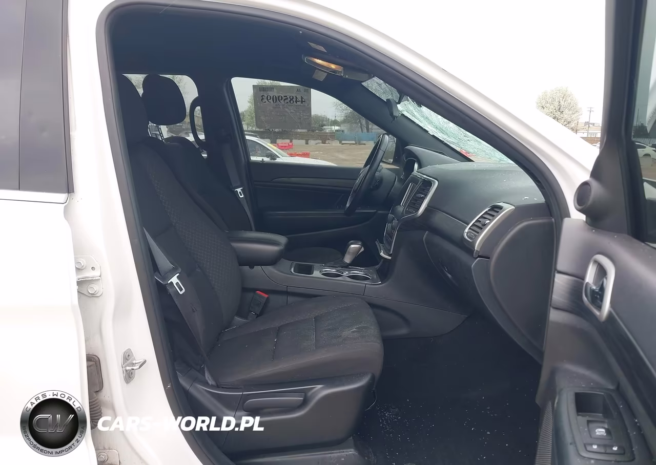 2021 Jeep Grand Cherokee Laredo E 4X4 VIN:1C4RJFAGXMC731896 - 5