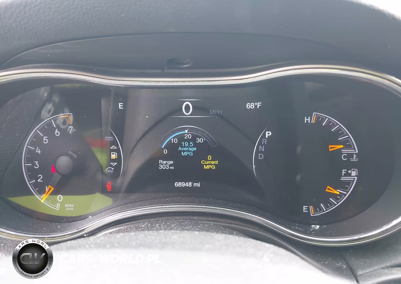2021 Jeep Grand Cherokee Laredo E 4X4 VIN:1C4RJFAGXMC731896 - 7