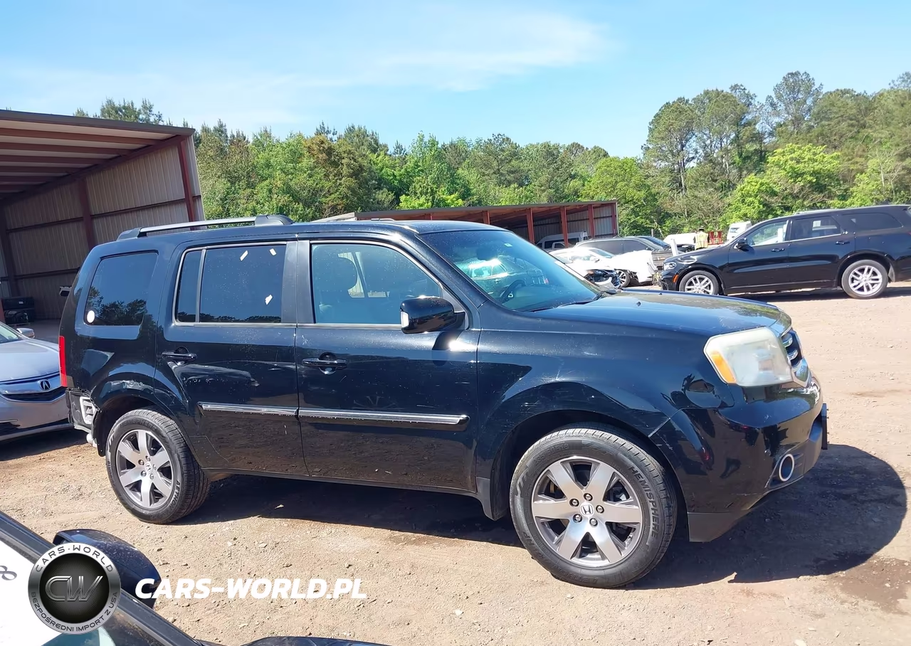 2015 Honda Pilot Touring VIN:5FNYF3H96FB013710 - 14