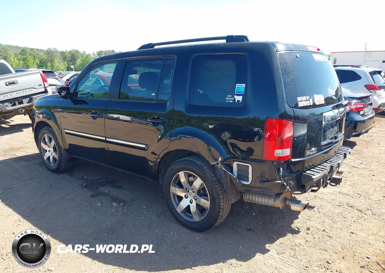 2015 Honda Pilot Touring VIN:5FNYF3H96FB013710 - 3
