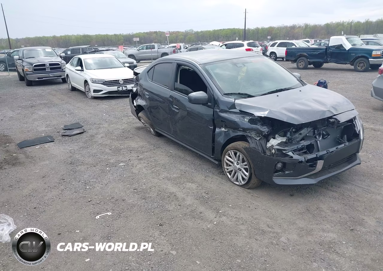 2024 Mitsubishi Mirage G4 Black Edition-Es-Le