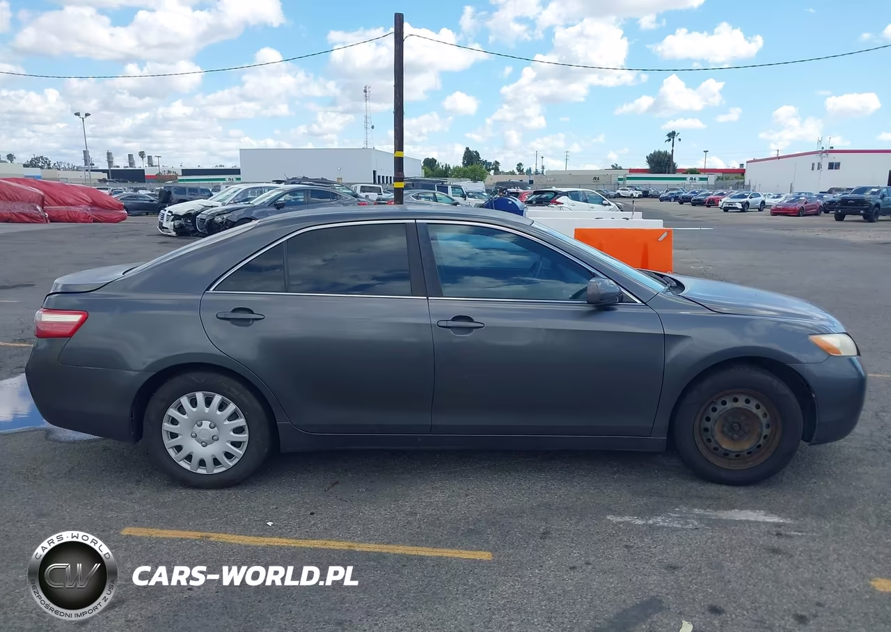 2009 Toyota Camry Le VIN:4T4BE46K59R113136 - 13