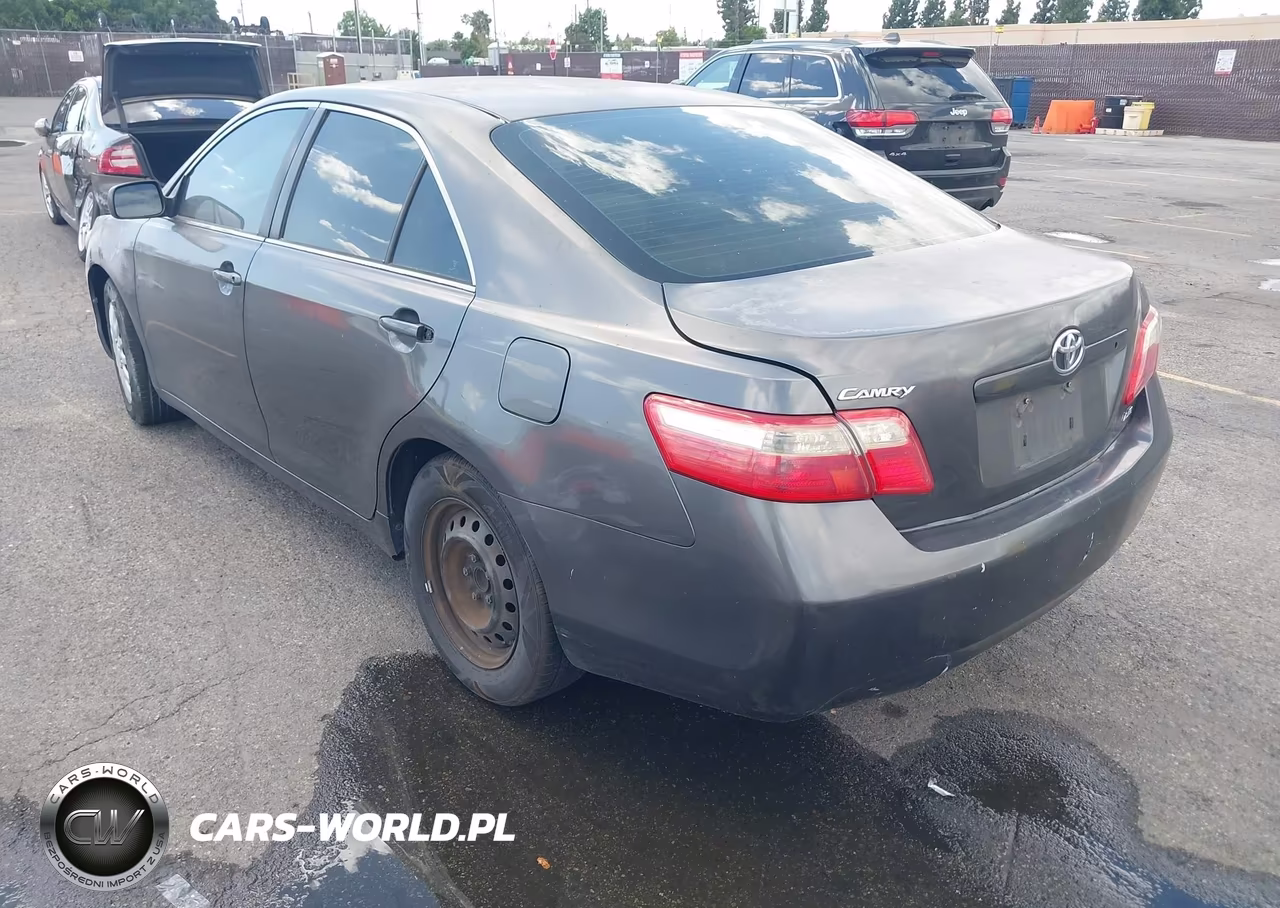 2009 Toyota Camry Le VIN:4T4BE46K59R113136 - 3