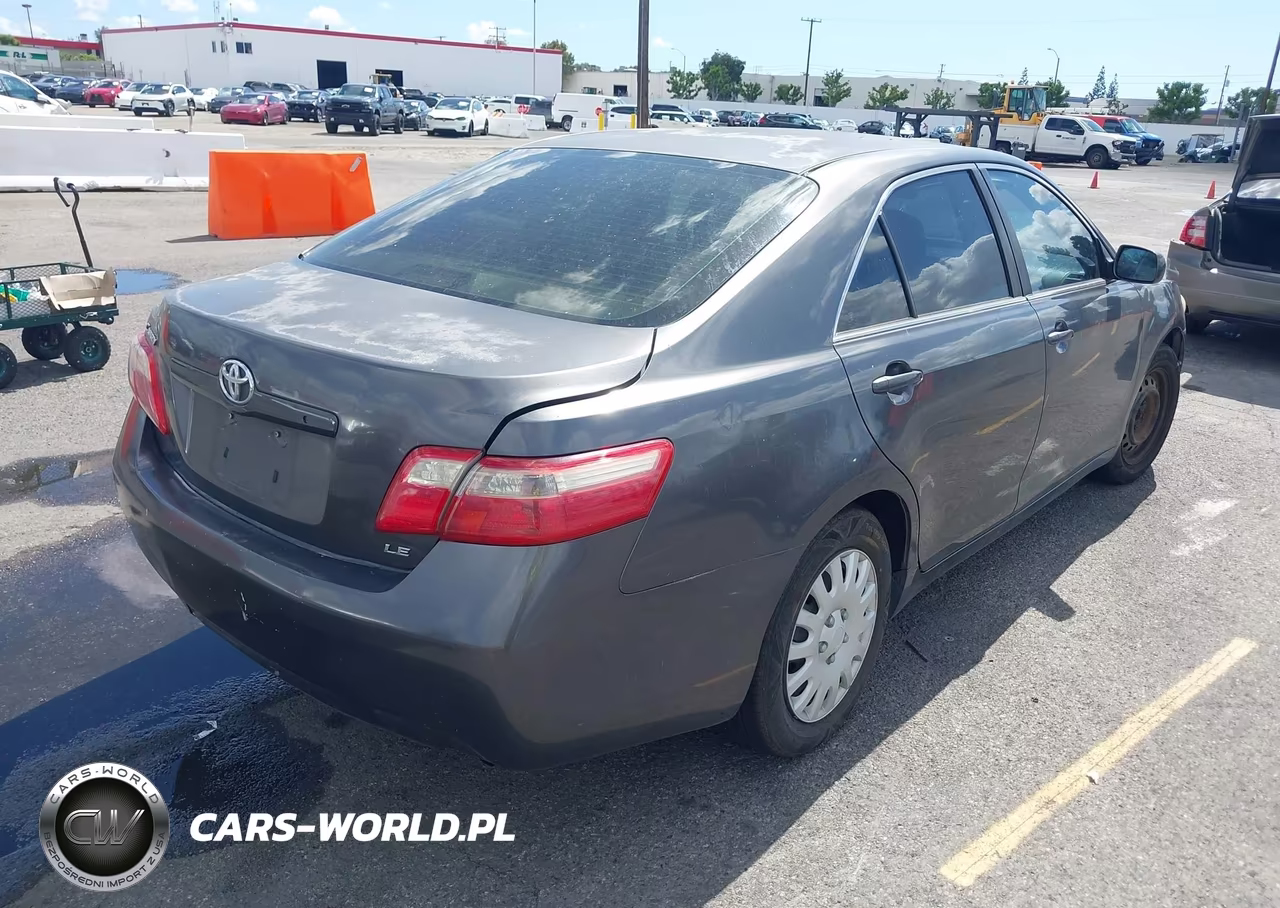 2009 Toyota Camry Le VIN:4T4BE46K59R113136 - 4