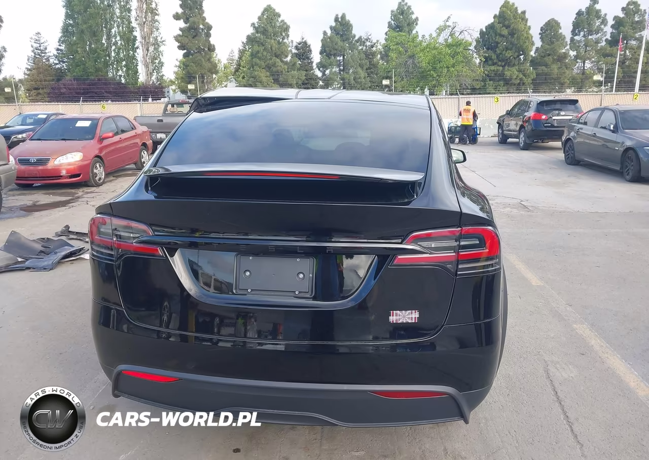 2026 Tesla Model X Plaid VIN:7SAXCBE68TF480649 - 16