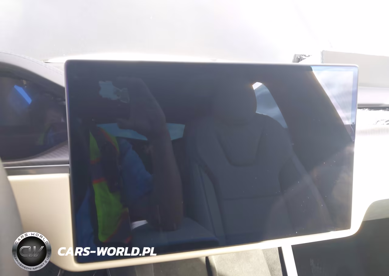 2026 Tesla Model X Plaid VIN:7SAXCBE68TF480649 - 18