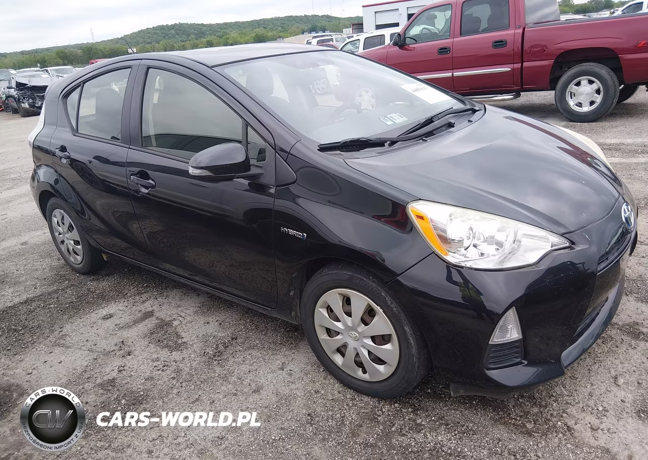 2013 Toyota Prius C Two