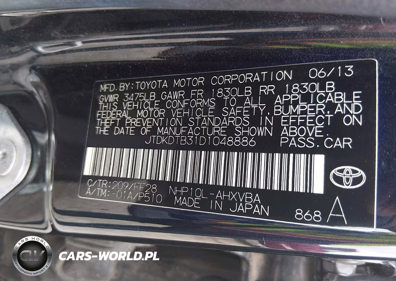 2013 Toyota Prius C Two VIN:JTDKDTB31D1048886 - 9