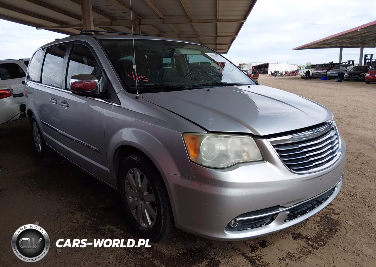 2011 Chrysler Town & Country Touring-L