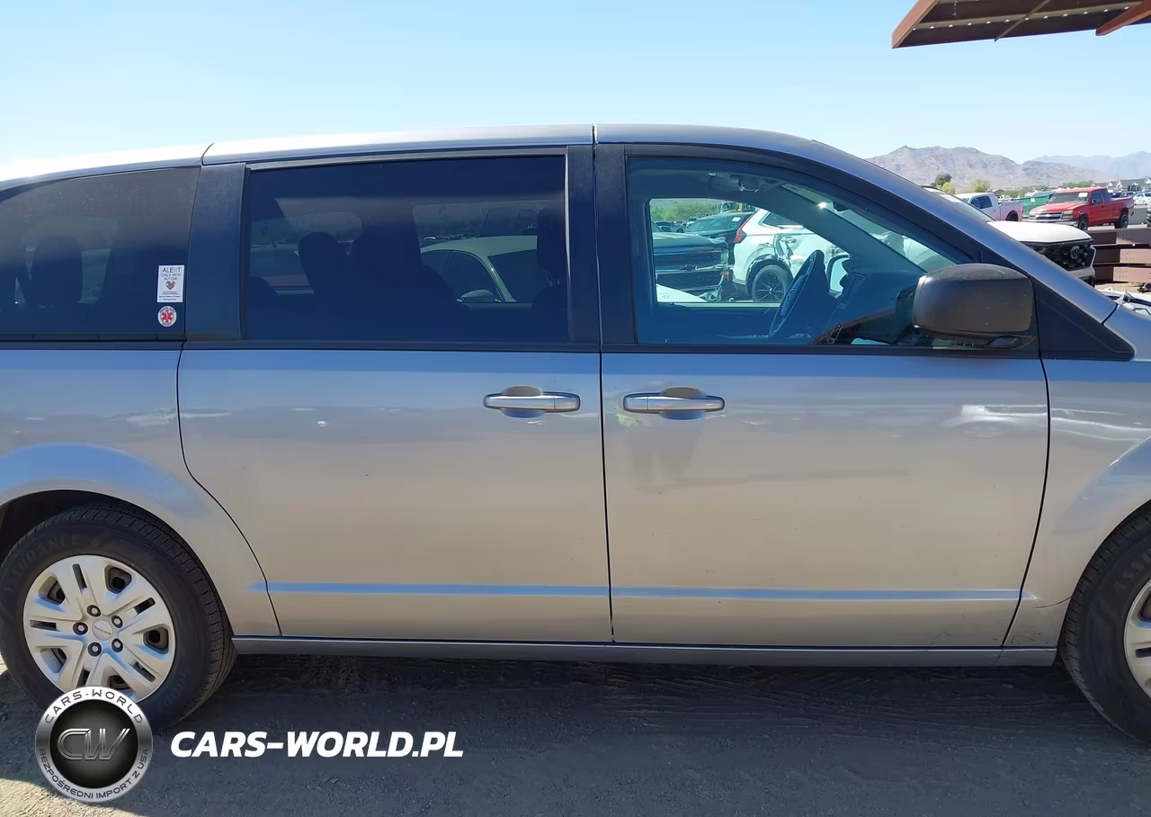 2018 Dodge Grand Caravan Se VIN:2C4RDGBG7JR165999 - 13