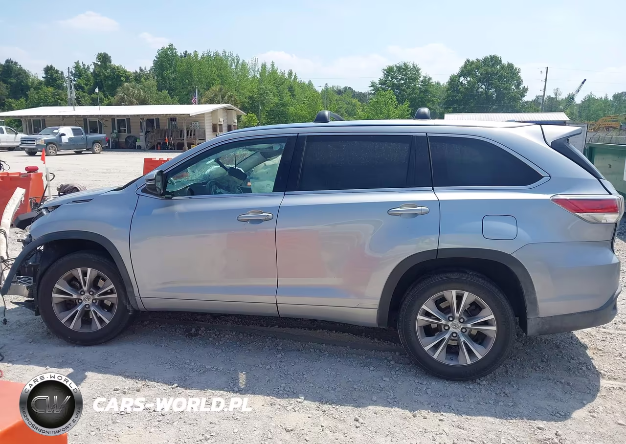 2014 Toyota Highlander Xle V6 VIN:5TDKKRFH0ES025635 - 13