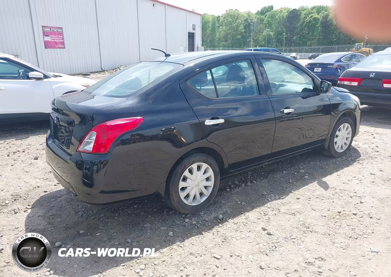 2018 Nissan Versa 1.6 S VIN:3N1CN7AP2JL806593 - 4