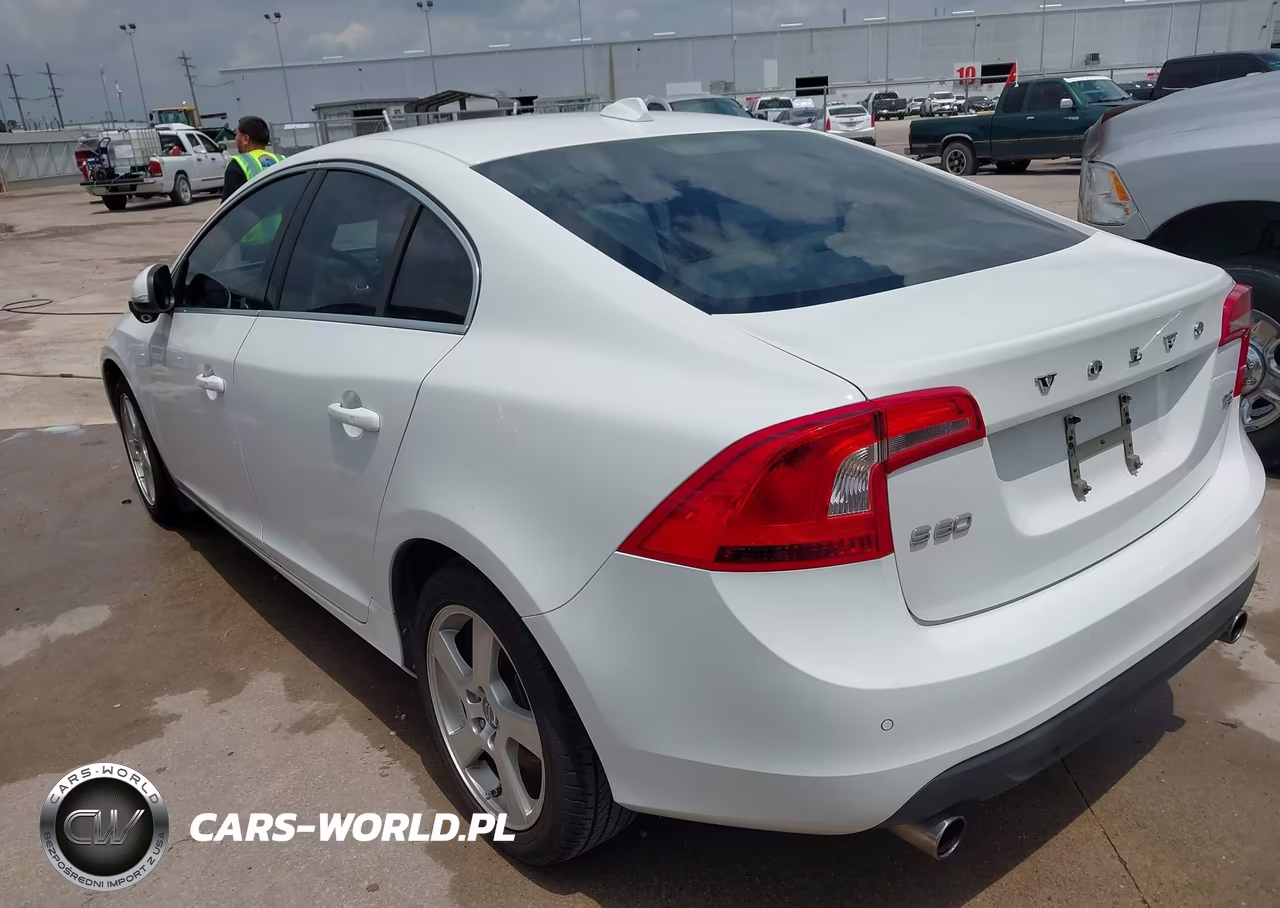 2012 Volvo S60 T5 VIN:YV1622FS6C2101412 - 3